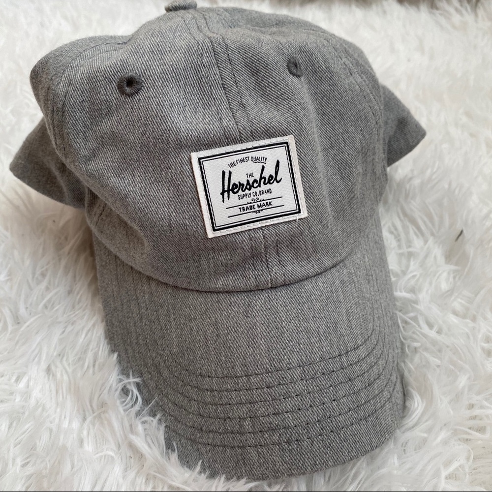 Hershel gray cap